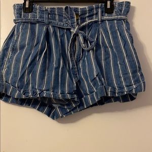 American eagle tie shorts!